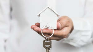 Portachiavi a forma di casa