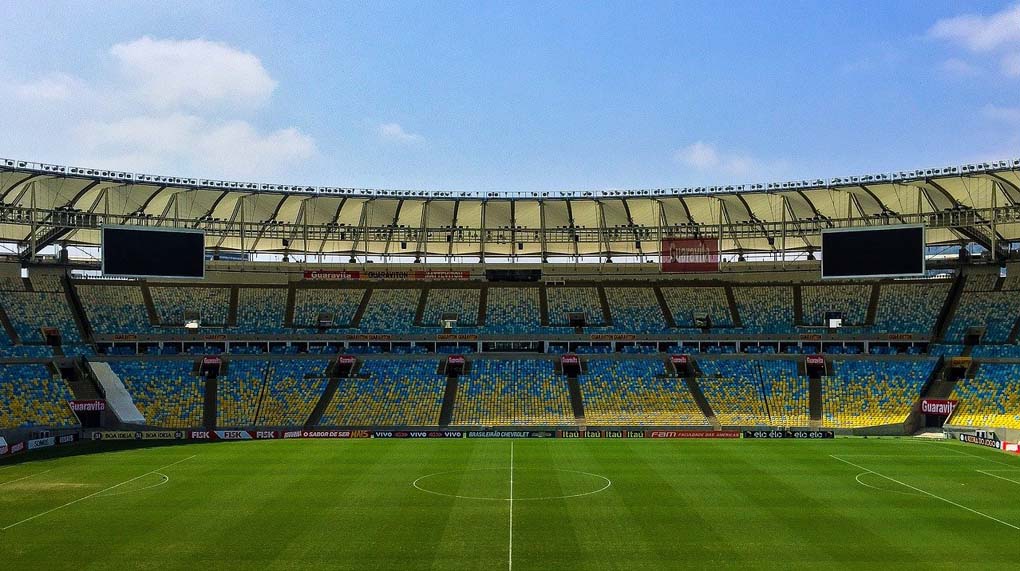 gradinate campo calcio